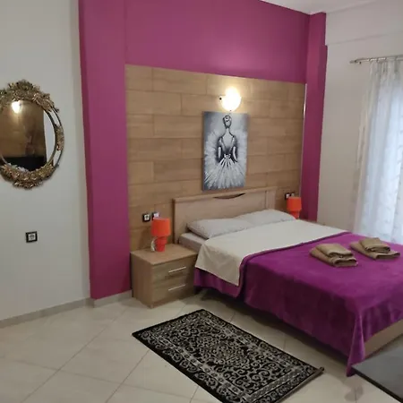 G M 4 Kentro In The Heart Of The Apartment Larissa