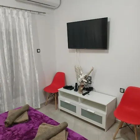 G M 4 Kentro In The Heart Of The Larissa