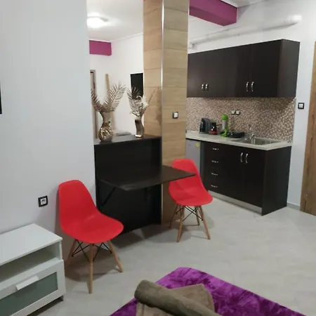 G M 4 Kentro In The Heart Of The * Larissa