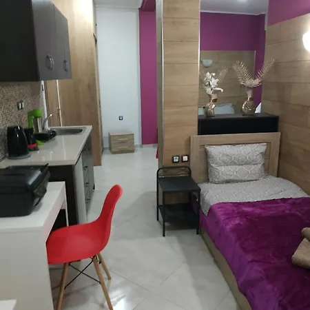 G M 4 Kentro In The Heart Of The